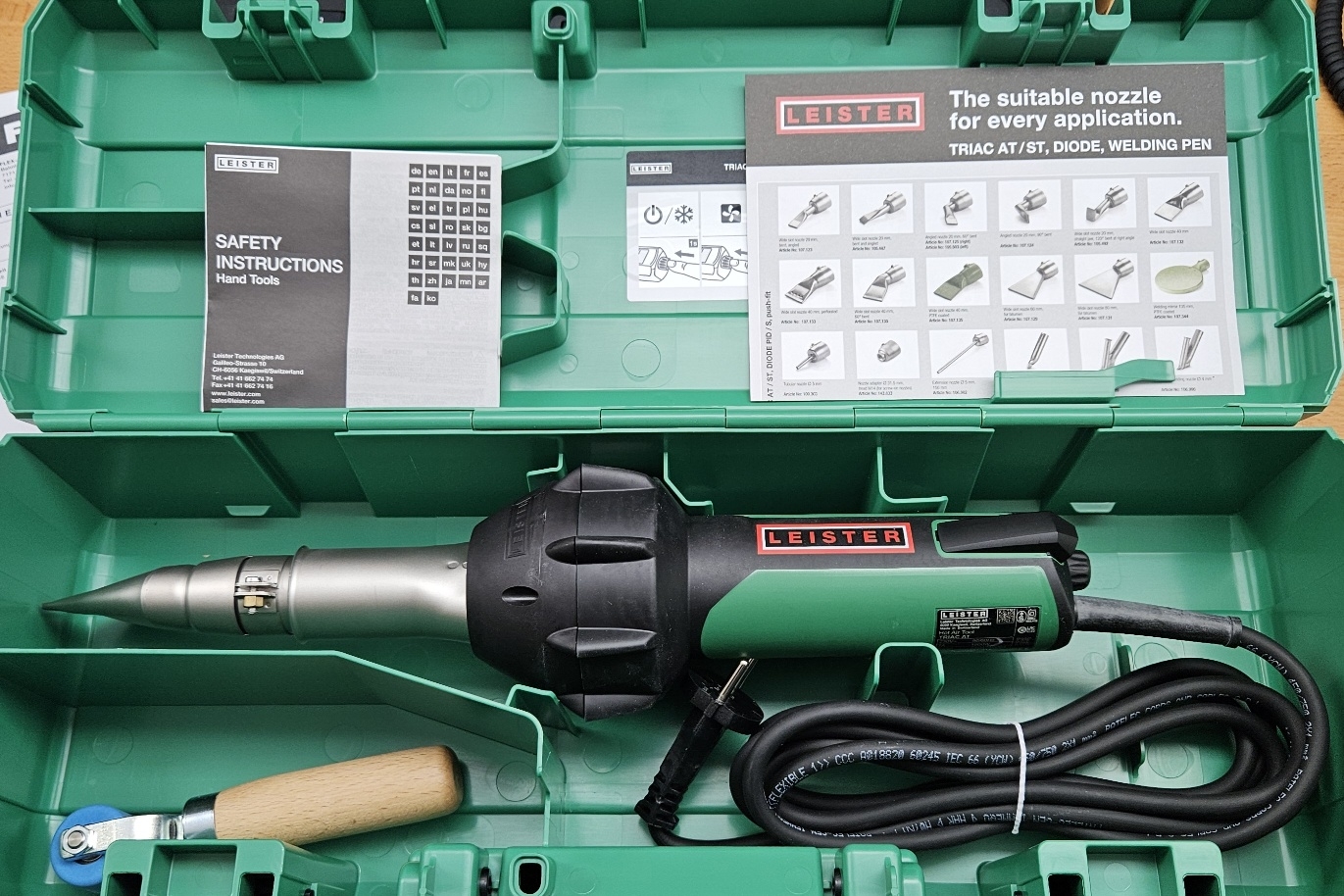 Leister Heissluftgebläse-Dachdeckerset Triac AT 230V/1600 Watt, steckbare Düse