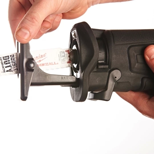 Milwaukee M18FSZ-0X FUEL™ Akku-Säbelsäge "Bürstenlos" Solo in Box