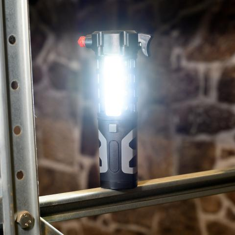 SHADA Multitool /Lampe Rettungshammer, Gurtschneider, Strahler, Taschenlampe!
